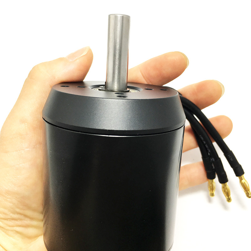 6384 Brushless Motor 170KV Wit - огляд і ціна 6384 Brushless Motor Sensored